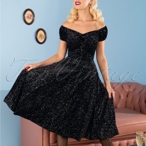 Collectif Delores glitter drop velvet swing dress